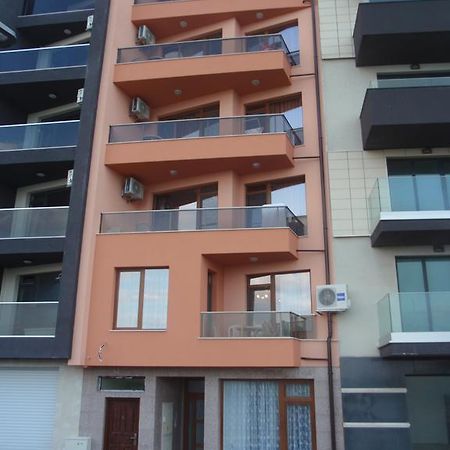 Cherno More 2 Apartment Pomorie Exterior photo