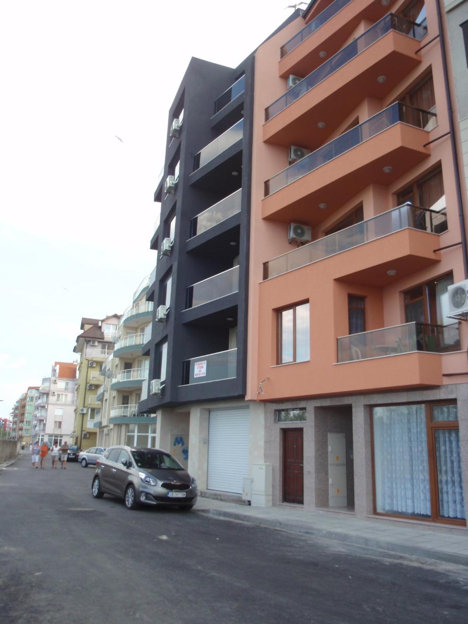 Cherno More 2 Apartment Pomorie Exterior photo